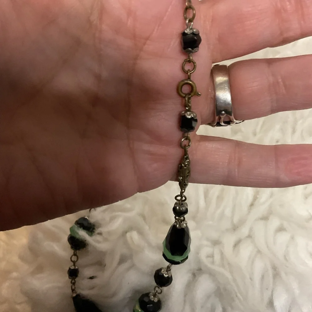 Vintage Green and Black glass bead mid century modern necklace